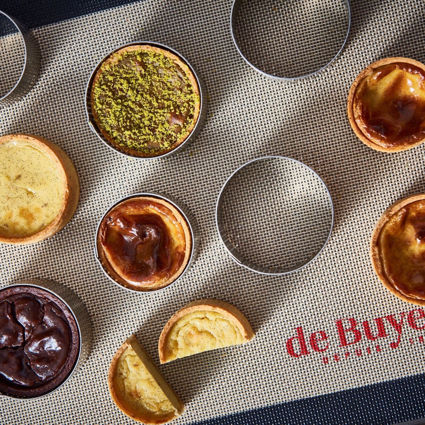 AIRMAT Perforated Silicone Baking Mat