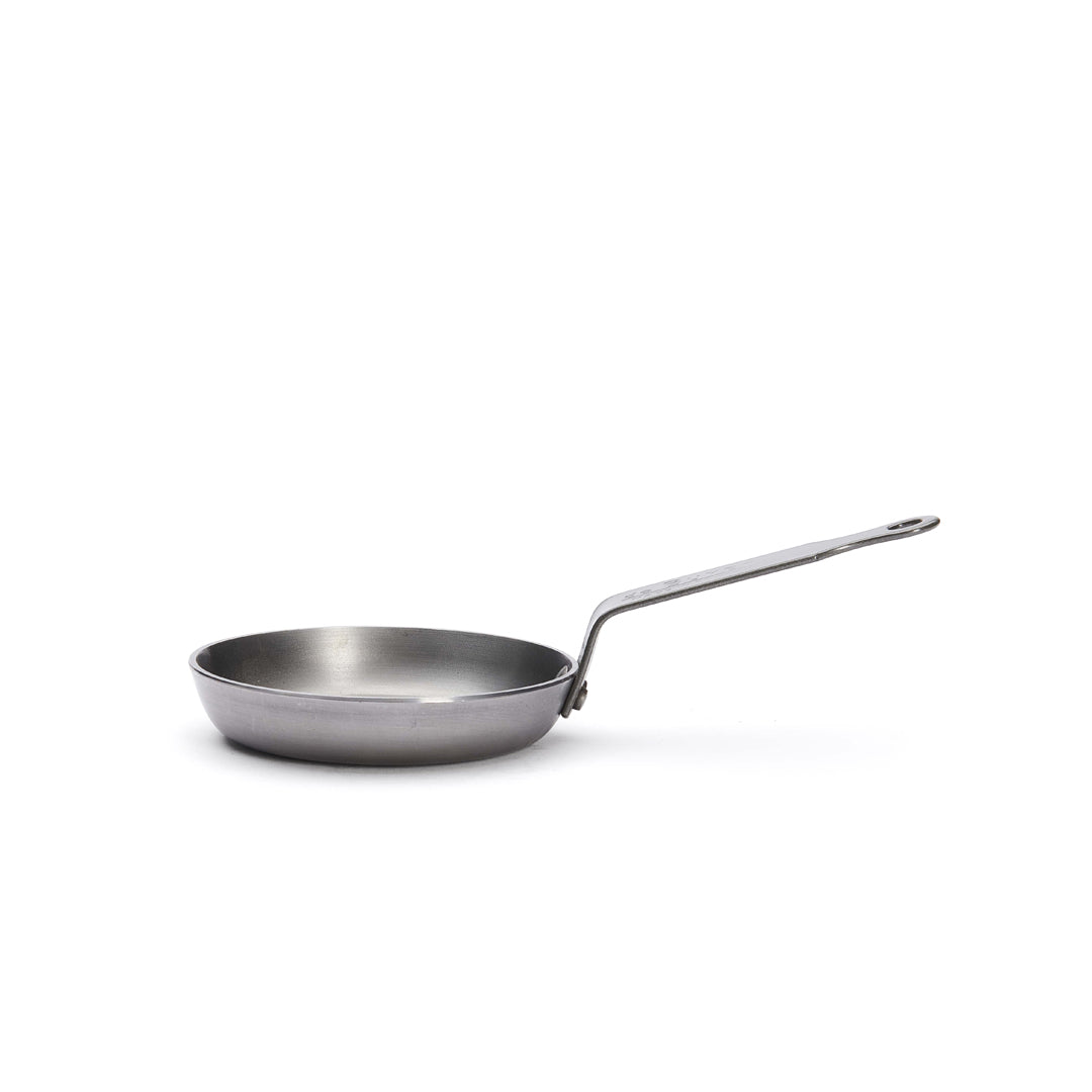 MINERAL B Carbon Steel Egg & Pancake Pan - IMPERFECT