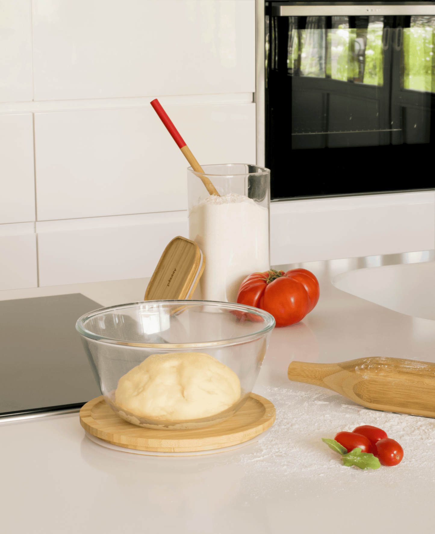 Glass Mixing Bowl with Bamboo Lid